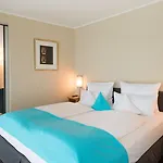 فندق Wasserturm Cologne, Curio Collection By Hilton 4*