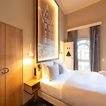 فندق Wasserturm Cologne, Curio Collection By Hilton
