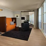 Hotel Wasserturm Cologne, Curio Collection By Hilton 4*