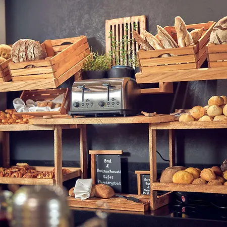 Hotell Wasserturm Cologne, Curio Collection By Hilton Köln