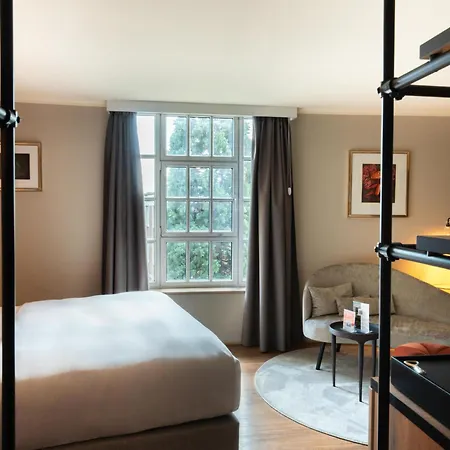 Otel Wasserturm Cologne, Curio Collection By Hilton 4*