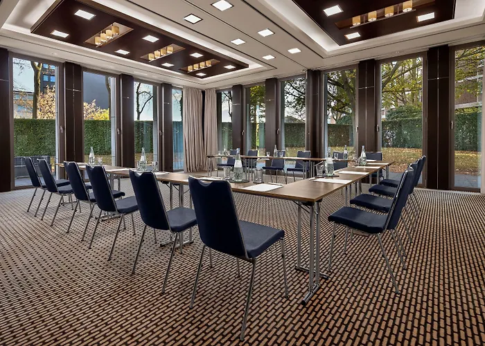 酒店 Wasserturm Cologne, Curio Collection By Hilton 4*