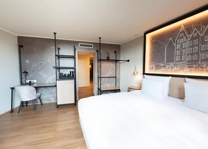 Hotel Wasserturm Cologne, Curio Collection By Hilton 4*