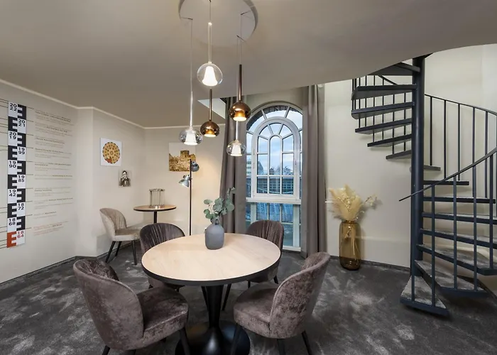Hotel Wasserturm Cologne, Curio Collection By Hilton 4*