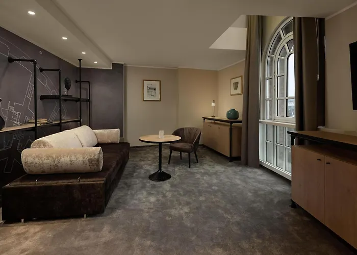 Wasserturm Cologne, Curio Collection By Hilton 4* Cologne