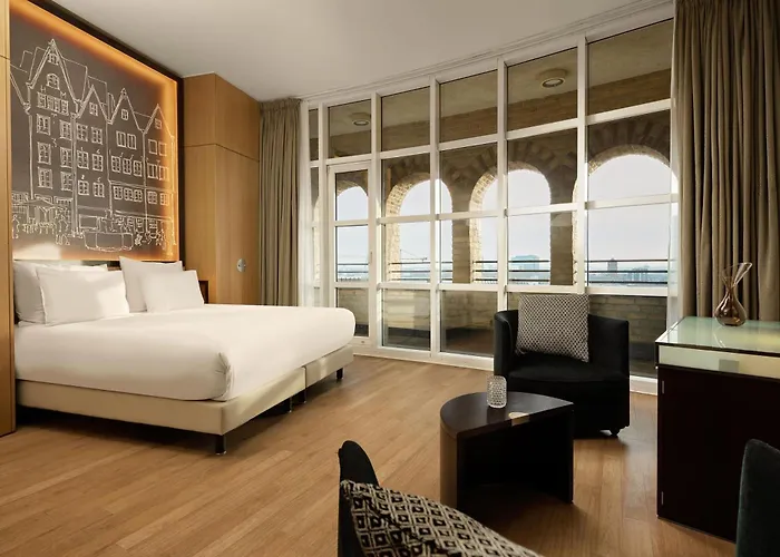 Hotel Wasserturm Cologne, Curio Collection By Hilton 4*