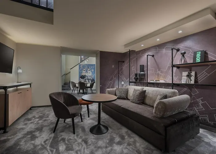 Wasserturm Cologne, Curio Collection By Hilton Hotel