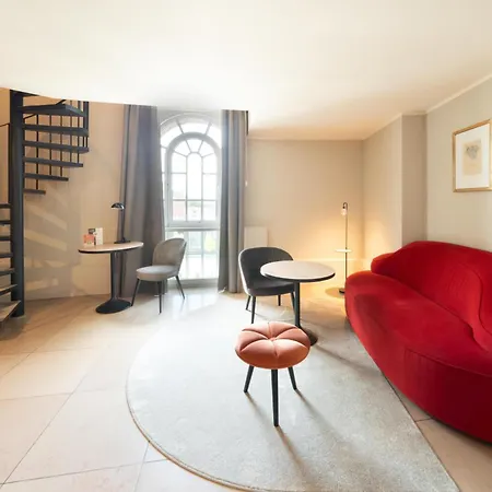 Hotel Wasserturm Cologne, Curio Collection By Hilton Cologne