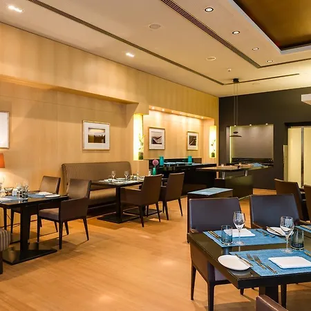 Hotel Wasserturm Cologne, Curio Collection By Hilton Colonia