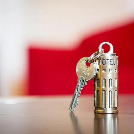 Hotel Wasserturm Cologne, Curio Collection By Hilton Colonia